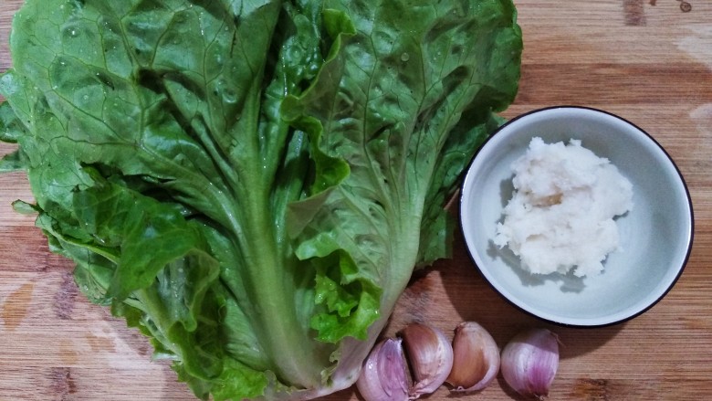 猪油炒蒜泥生菜,食材如上图