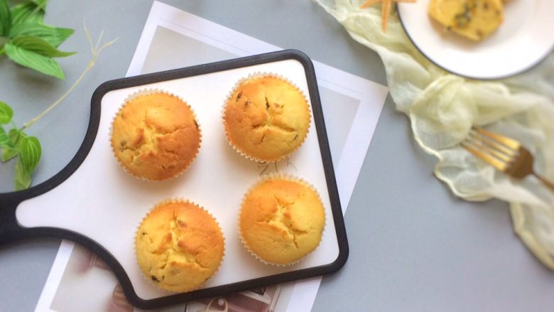 新手烘培: 轻盈百香果磅蛋糕