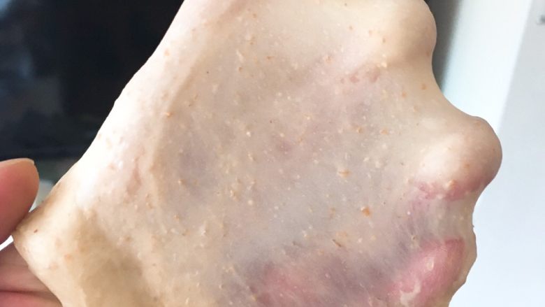 海苔肉松全麦包,漂亮的手套膜出来了,加了全麦粉出膜更方便。