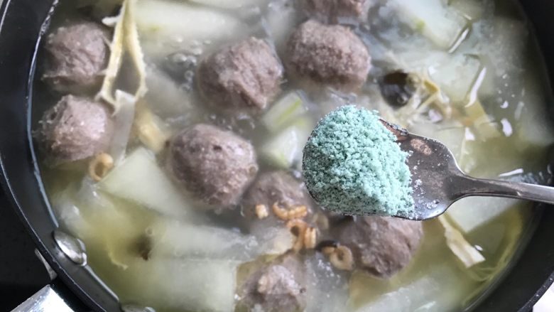 什锦冬瓜汤,加一丢丢蔬之鲜(鸡精)