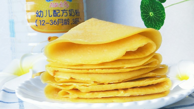 小米鸡蛋饼,给宝宝作为早餐,营养棒棒的。