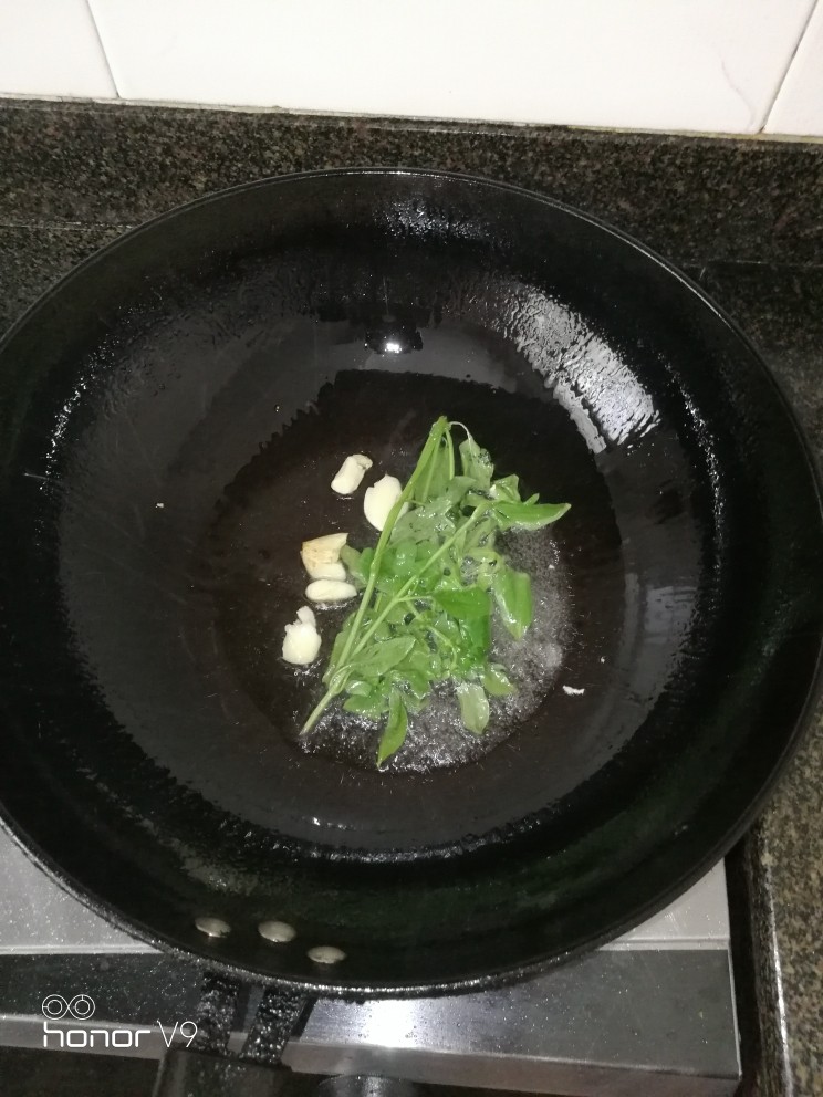 薄壳金不换(九层塔里的海瓜子),放金不换,爆香