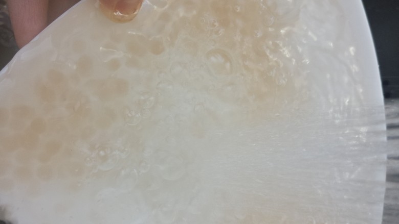 西米椰汁糕,再放冷水冲一下,这样比较q弹。