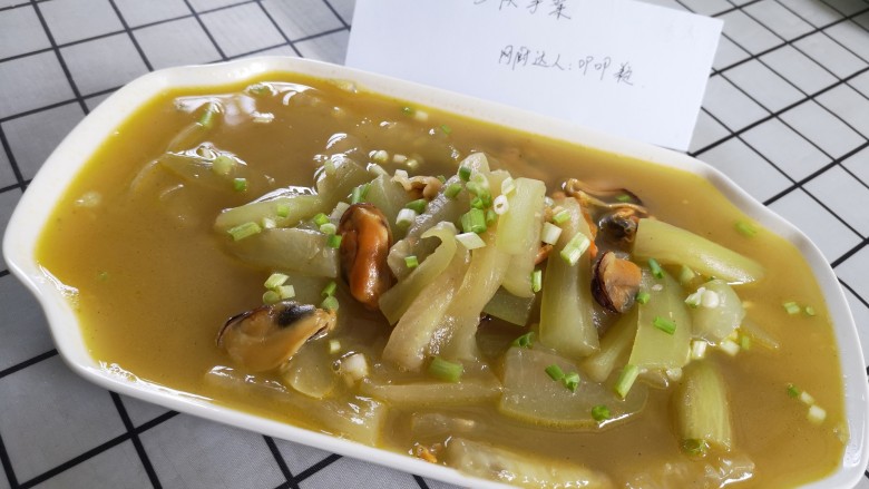 快手正餐 瓠瓜烧淡菜,第七步:一个字:鲜
两个字:很鲜很鲜很鲜……