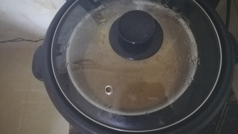 我儿时的最爱,红糖发糕,你喜欢吗?,热水下锅,大火蒸40分钟左右