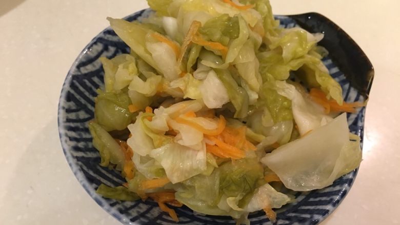 臭豆腐之台式泡菜,过了一晚的台式泡菜!