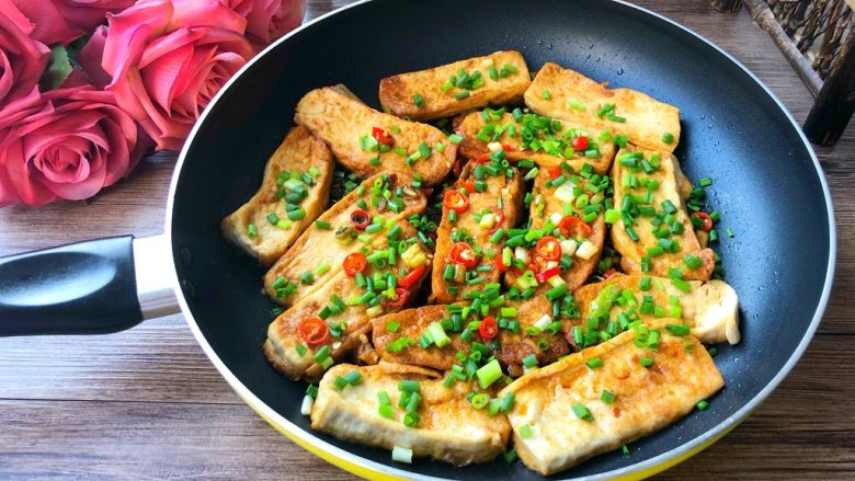 油焖豆腐,成品图一