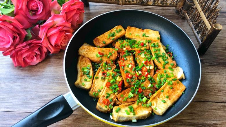 油焖豆腐,成品图三