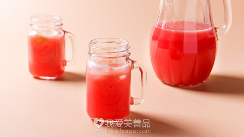酸酸甜甜的西瓜柠檬水 – 视频教程 – 美善品食谱