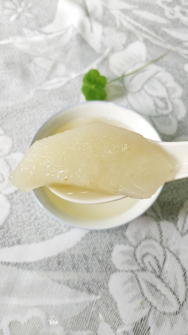 快手小食 雪梨罐头,冰糖雪梨好吃又润肺。