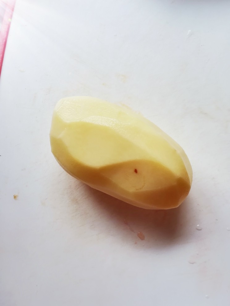 水煮肉片2,一个<a style='color:red;display:inline-block;' href='/shicai/ 23'>土豆</a>