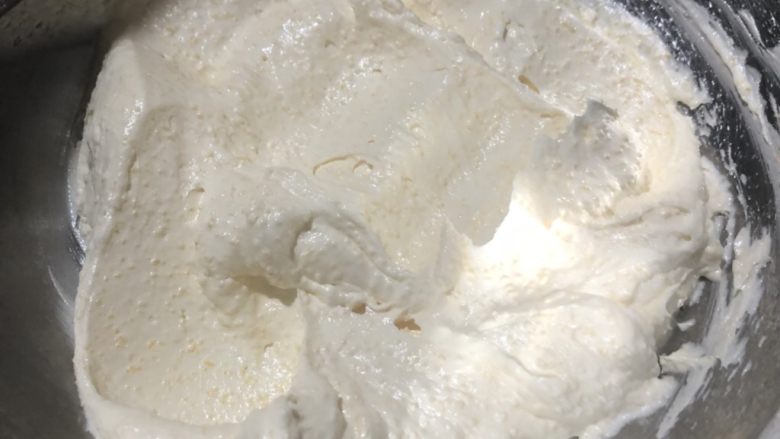 玛格丽特饼干,搅拌好后呈现这样。