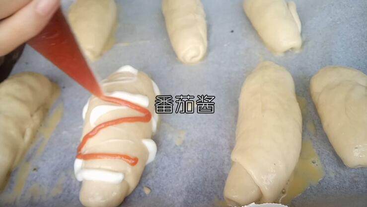 葱香芝士面包,番茄酱