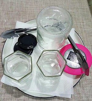 百香果芒果酱—gourmetmaxx西式厨师机版,3. 期间将瓶子消毒,将熬好的果酱趁热装瓶倒放至凉透即可。