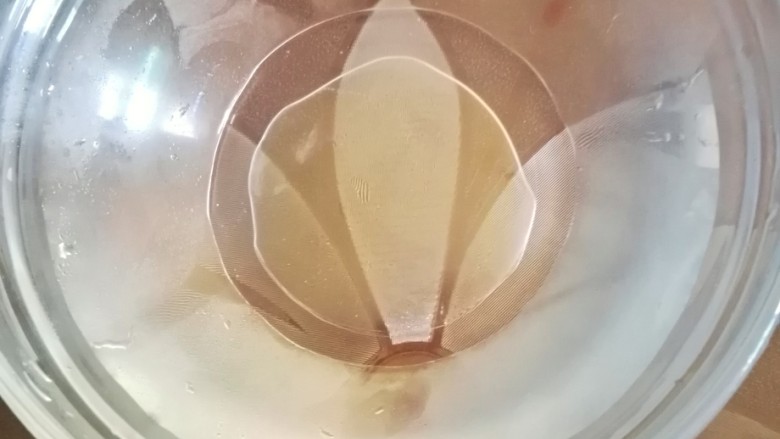 自制→醋,这是才15天的醋。很清澈,这醋很香的