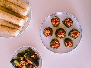 凉拌蒸茄子—GOURMETmaxx西式厨师机,5. 切成条或段,撒上调料即可。