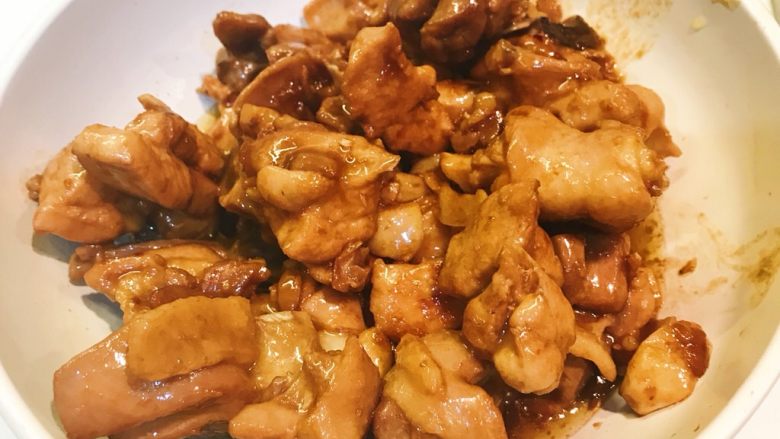 黄豆酱炒鸡肉