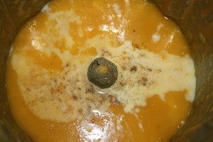 南瓜(红薯)浓汤—GOURMETmaxx西式厨师机版,3. 搅拌细腻即可。