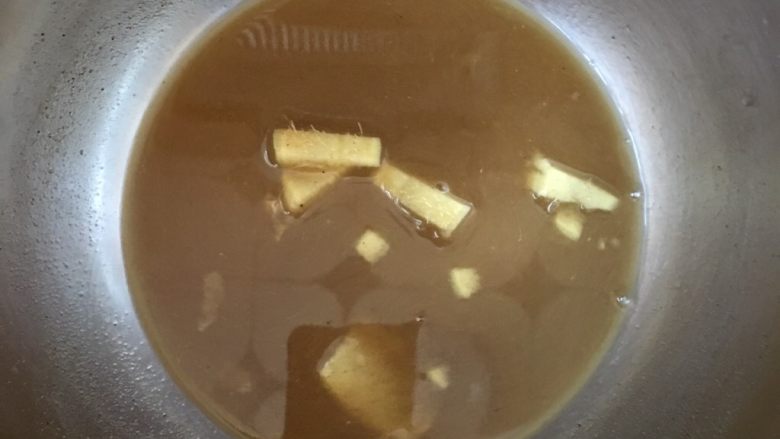 香酥脆脆虾,白胡椒 盐 料酒 姜 辣椒面搅拌均匀