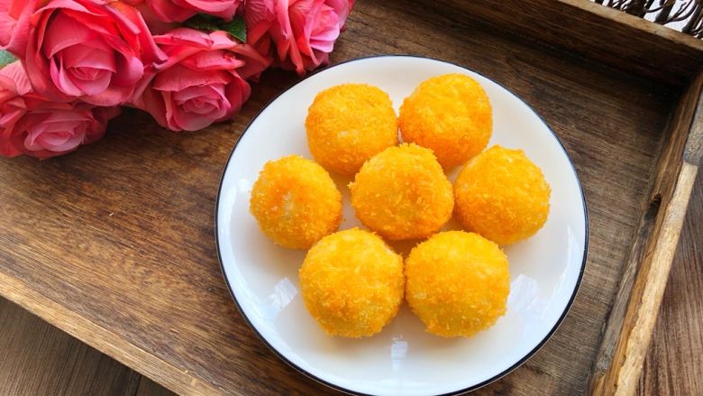 芝士土豆球,成品图三