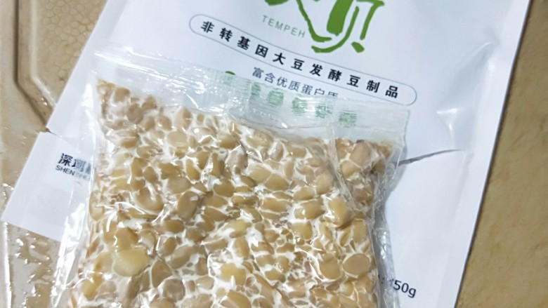 鱼香天贝,取天贝150克。