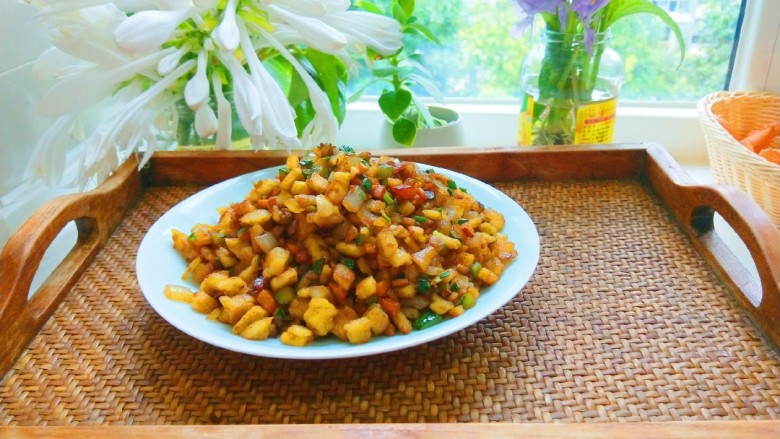 新文美食 椒香孜然炒五丁,成品图