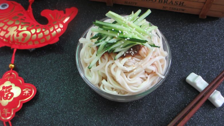 香辣麻酱拌面,美味可口,做法简单