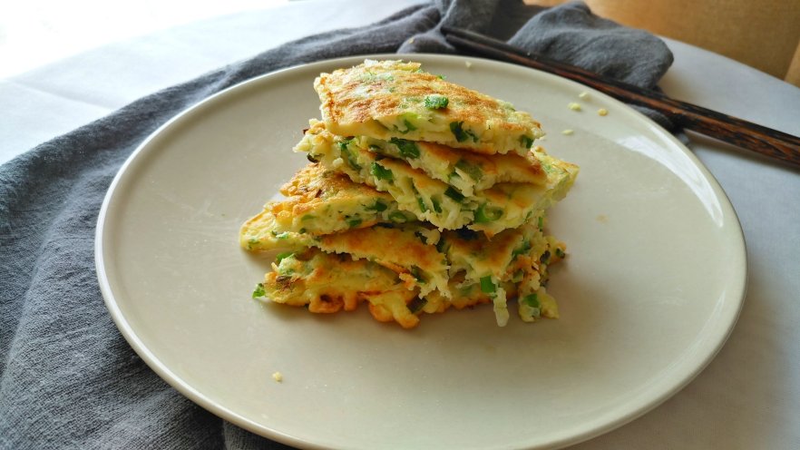 包菜鸡蛋葱花饼