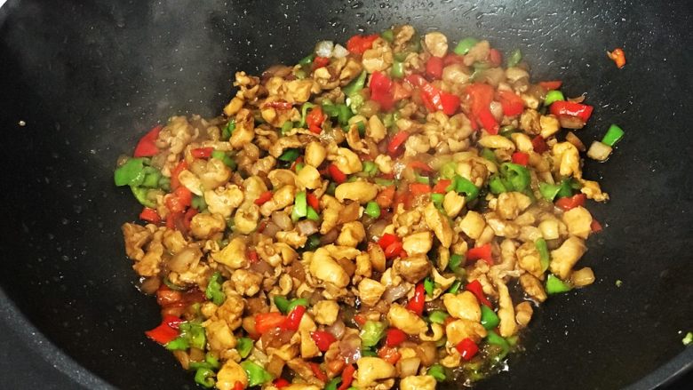 快手营养早餐20,孜然鸡肉炒好了,看起来是不是很诱人?