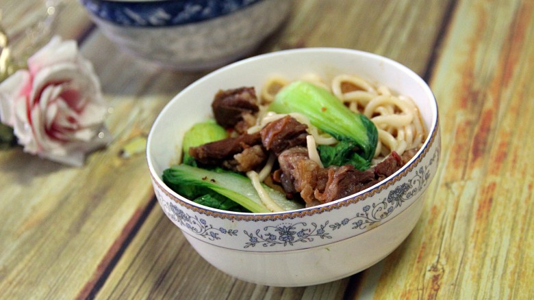 红烧牛肉面