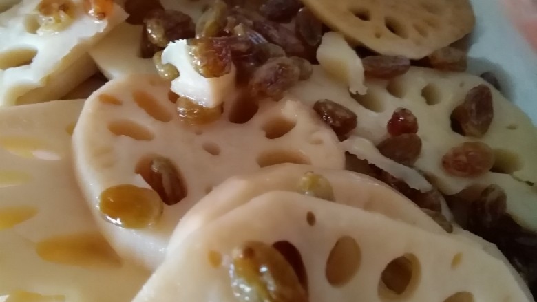 葡萄干炒莲藕