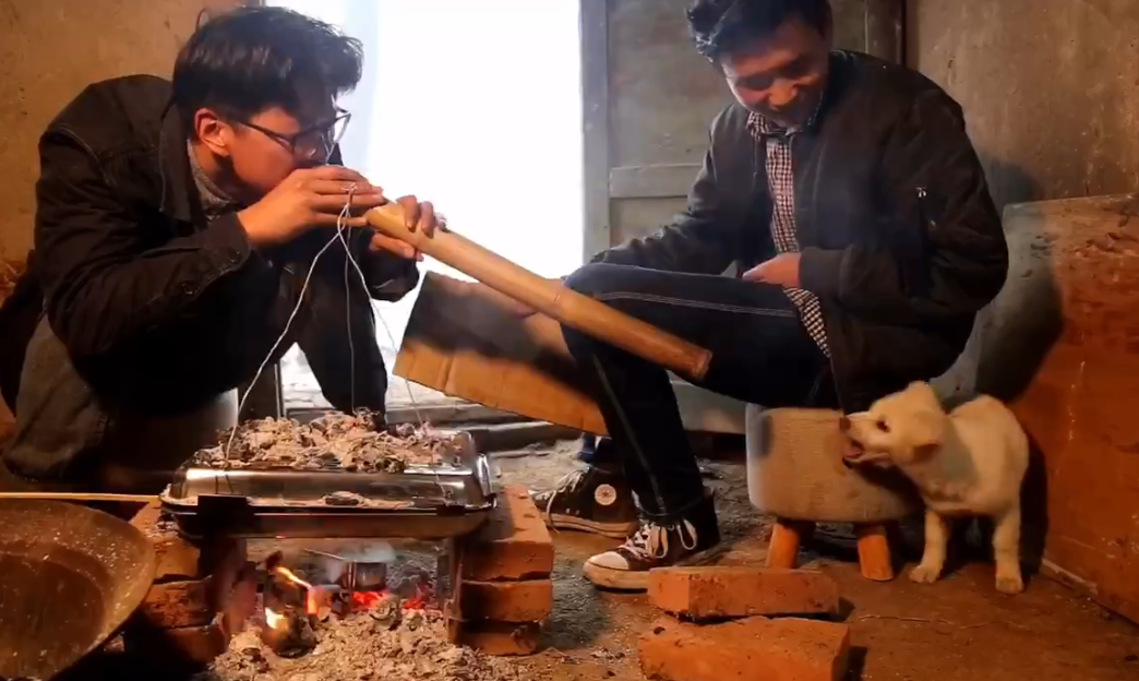 《野居青年》自制一个烤箱，做一份巧克力板栗月饼