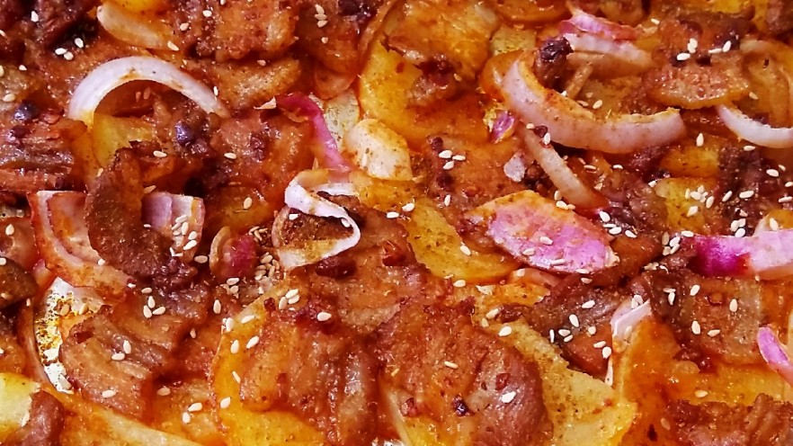烤五花肉土豆