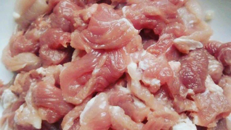木须肉,鲜肉切片