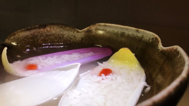 碧芳醉,一个月后,便可以品尝甘甜的荷花米酒了。