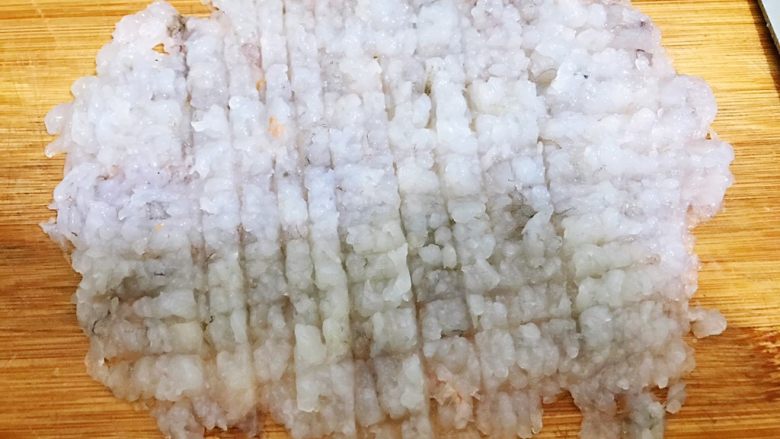 百搭Q弹鲜虾滑,剁好了就这样,不要太碎吃起来就没有口感了
