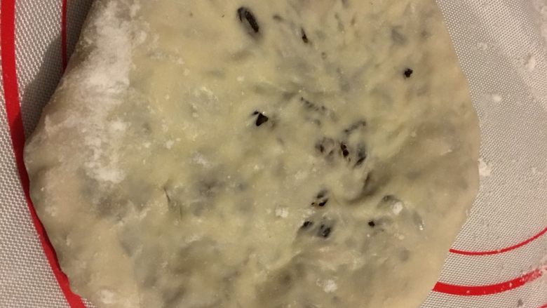 中式披萨梅干菜肉麦饼,如图