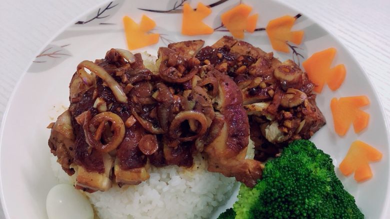 黑椒鸡扒饭