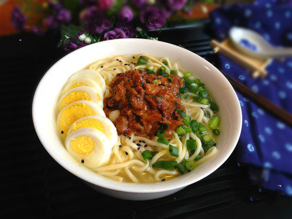 鸡汁味增汤面