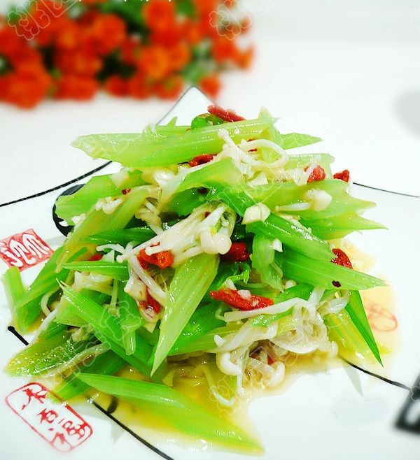 金针菇拌西芹
