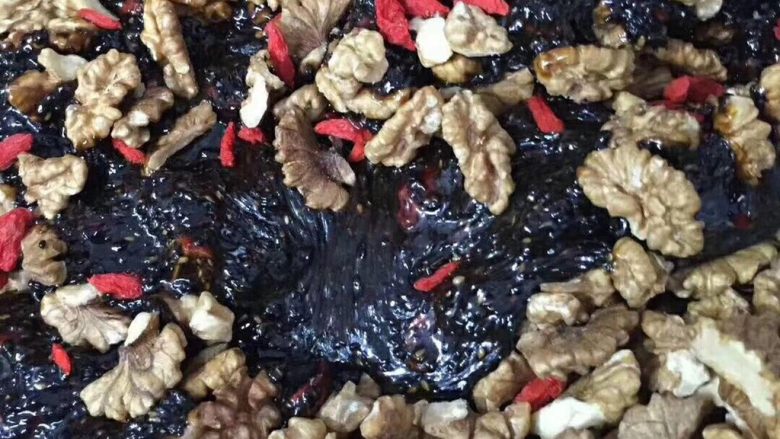 鹿胶即食糕,鹿胶 融化 下辅料