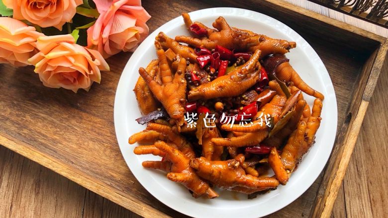 麻辣鸡爪,成品图三