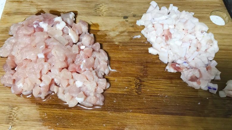 豆氏卤肉饭,肉分离(熟肉 肥肉 肉皮分开)
