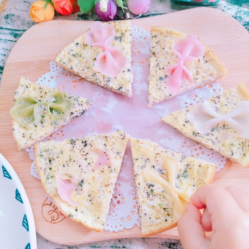 宝宝蝴蝶面鸡蛋饼