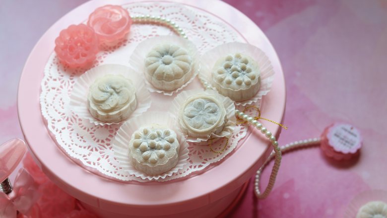 基础冰皮月饼，放3天还软糯,学厨月饼模具，可以做8个量