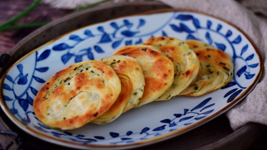 饺子皮葱油饼