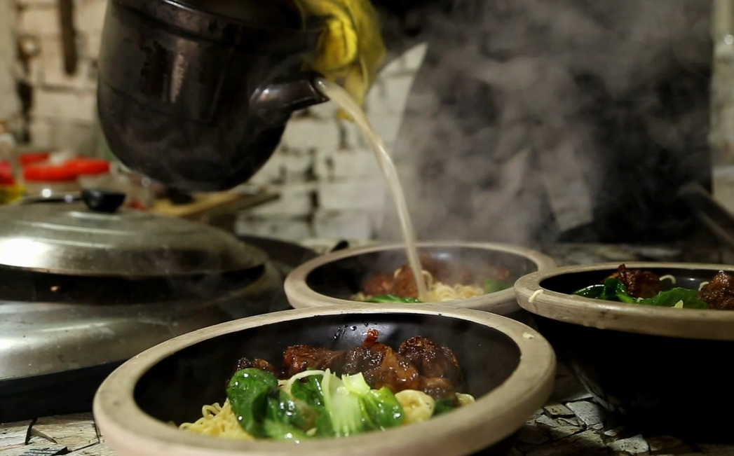 泡面谁都吃过，可把泡面拍成大片你肯定没见过