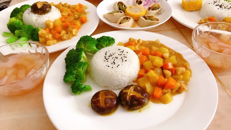 咖喱鸡肉饭