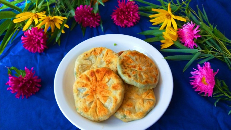 新文美食  国庆 猪肉韭菜饼,成品图