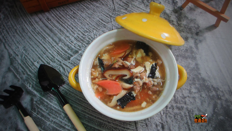 香菇豆腐汤,简单易学5分钟轻松搞定,so easy